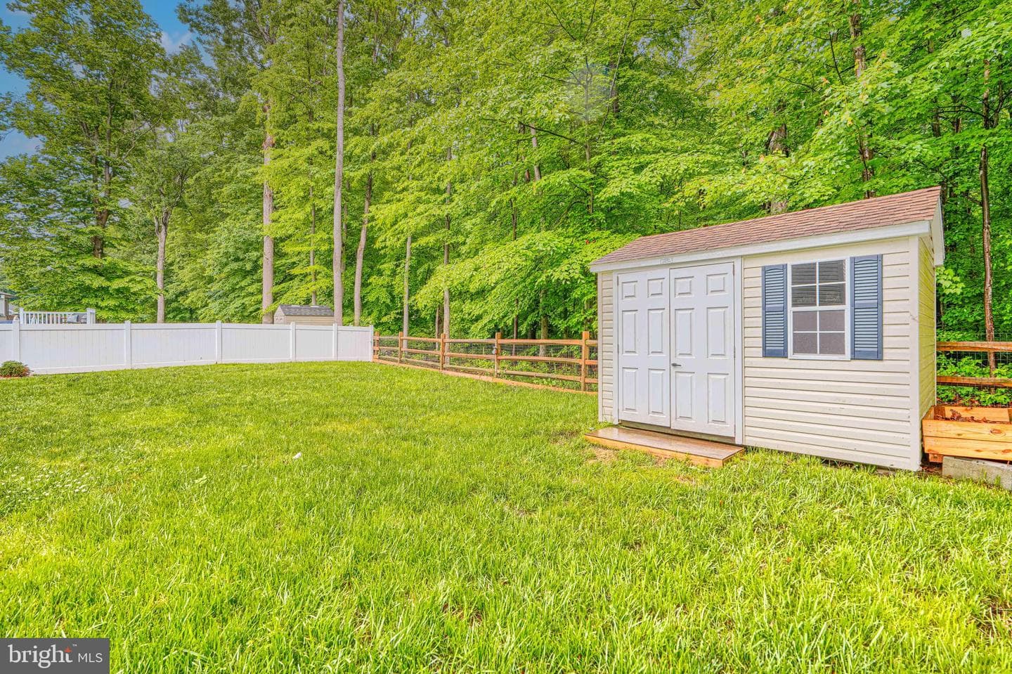 72 Catalpa Drive photo 43