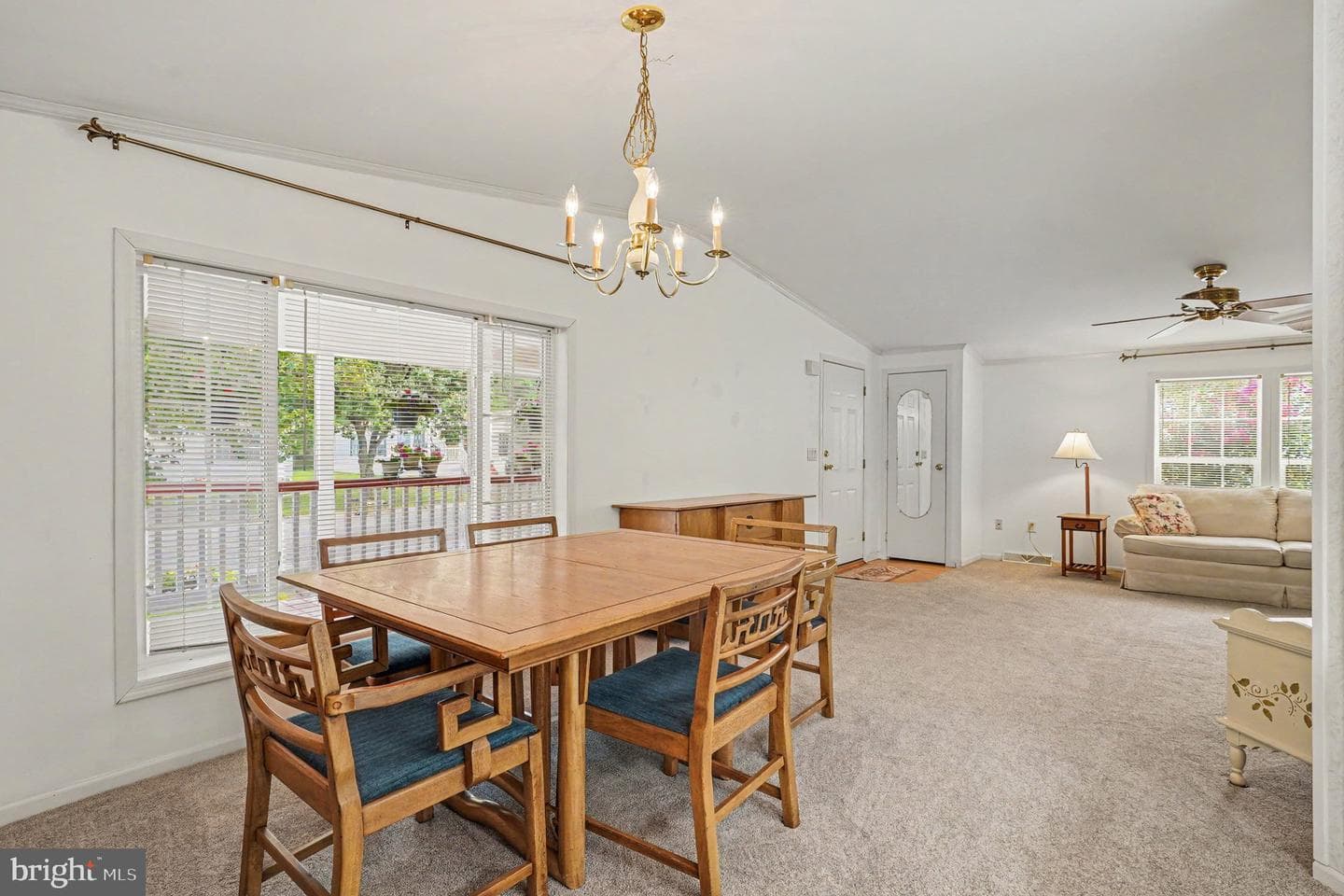 73 Woods Way photo 8