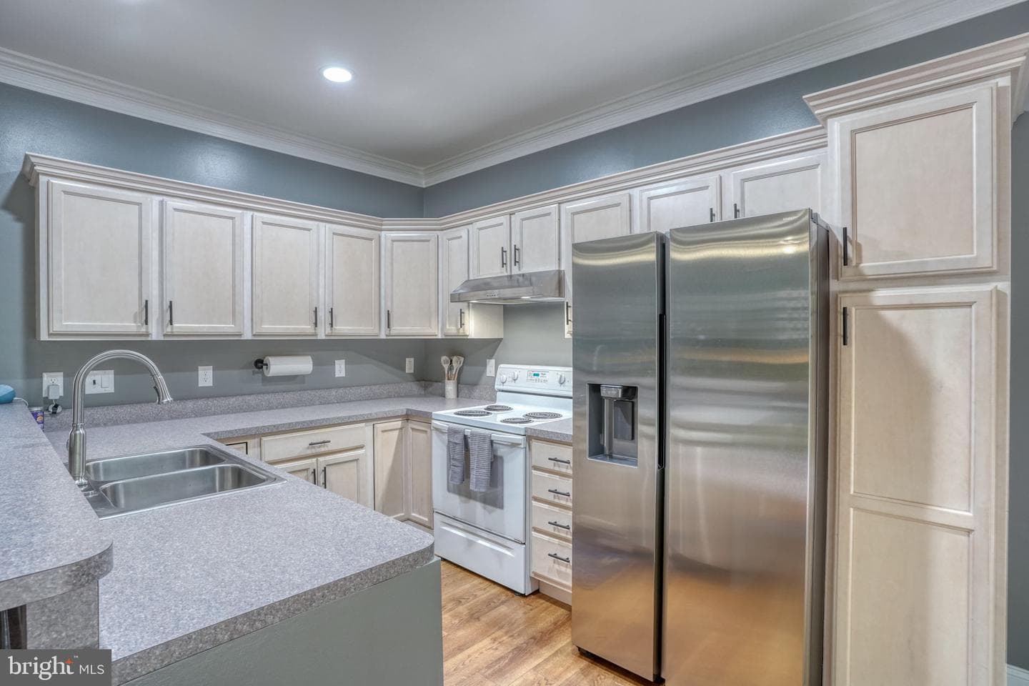 15 Guilford Court photo 19