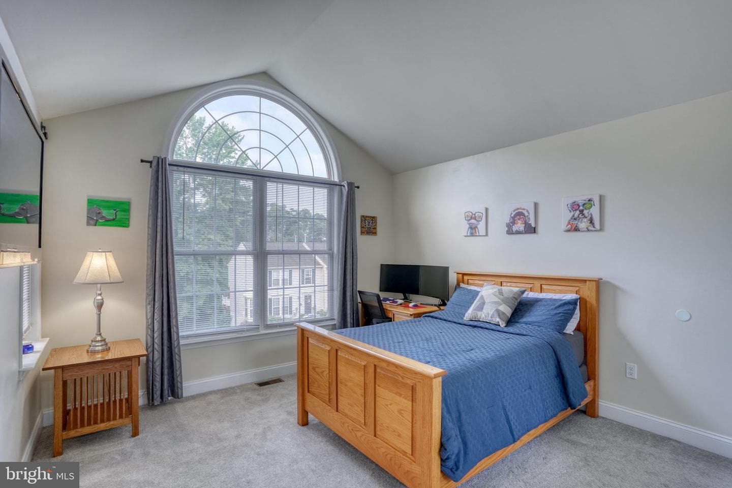 15 Guilford Court photo 27