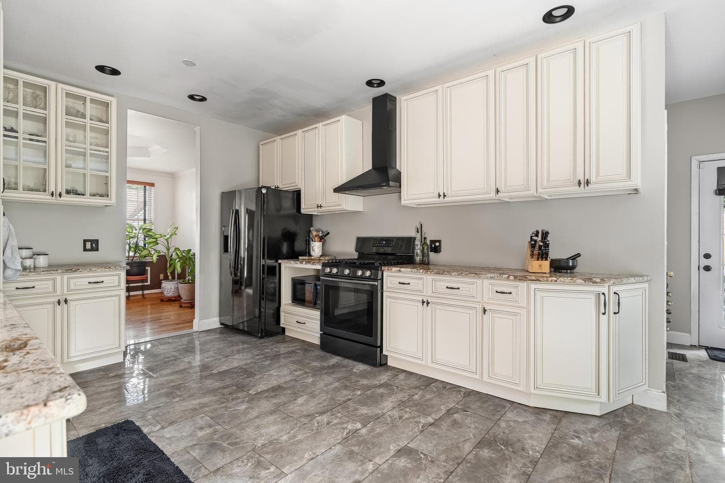 28 Watson Way photo 5