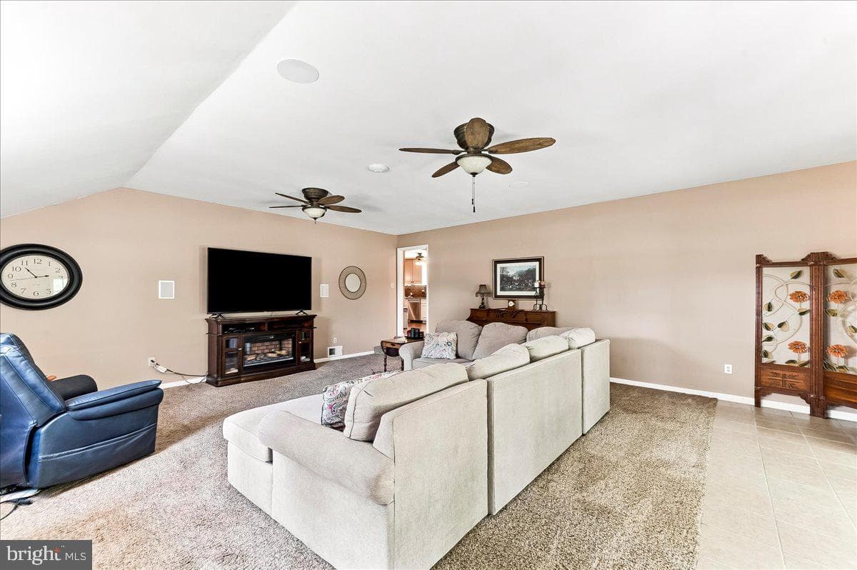 2765 Blue Ball Road photo 23