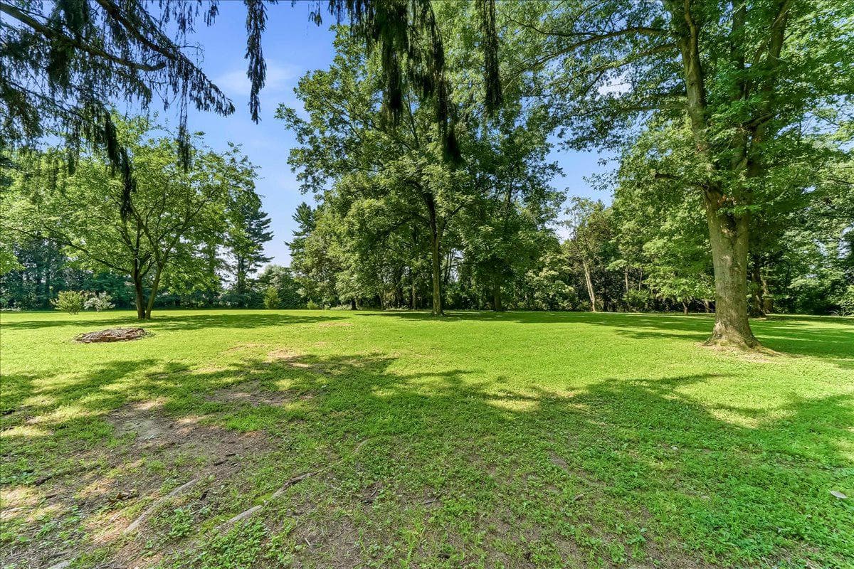 2765 Blue Ball Road photo 4