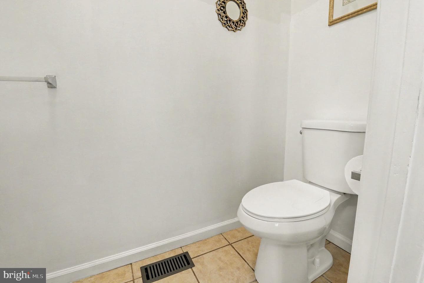 7 Kina Court photo 13