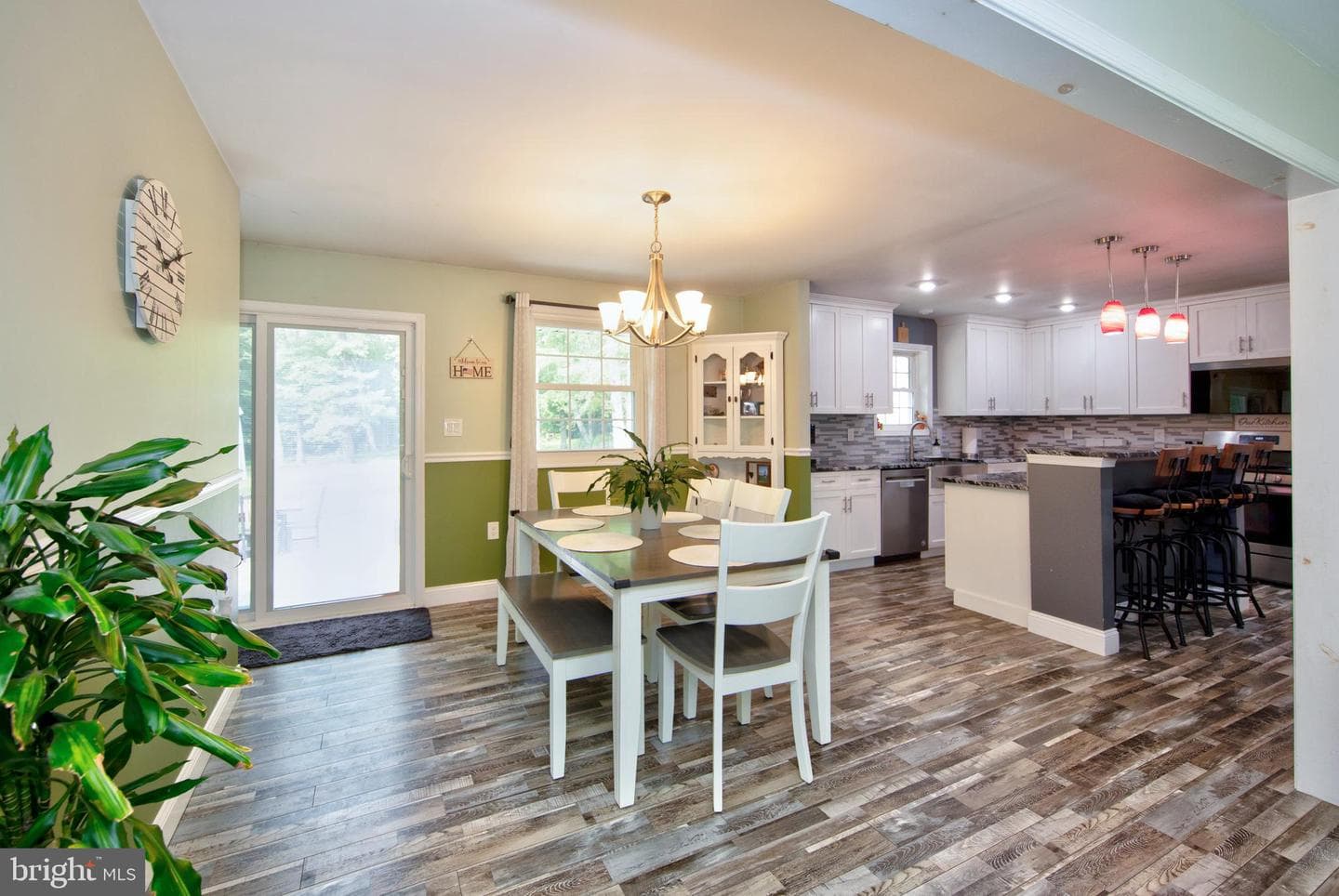 839 Red Toad Road photo 10