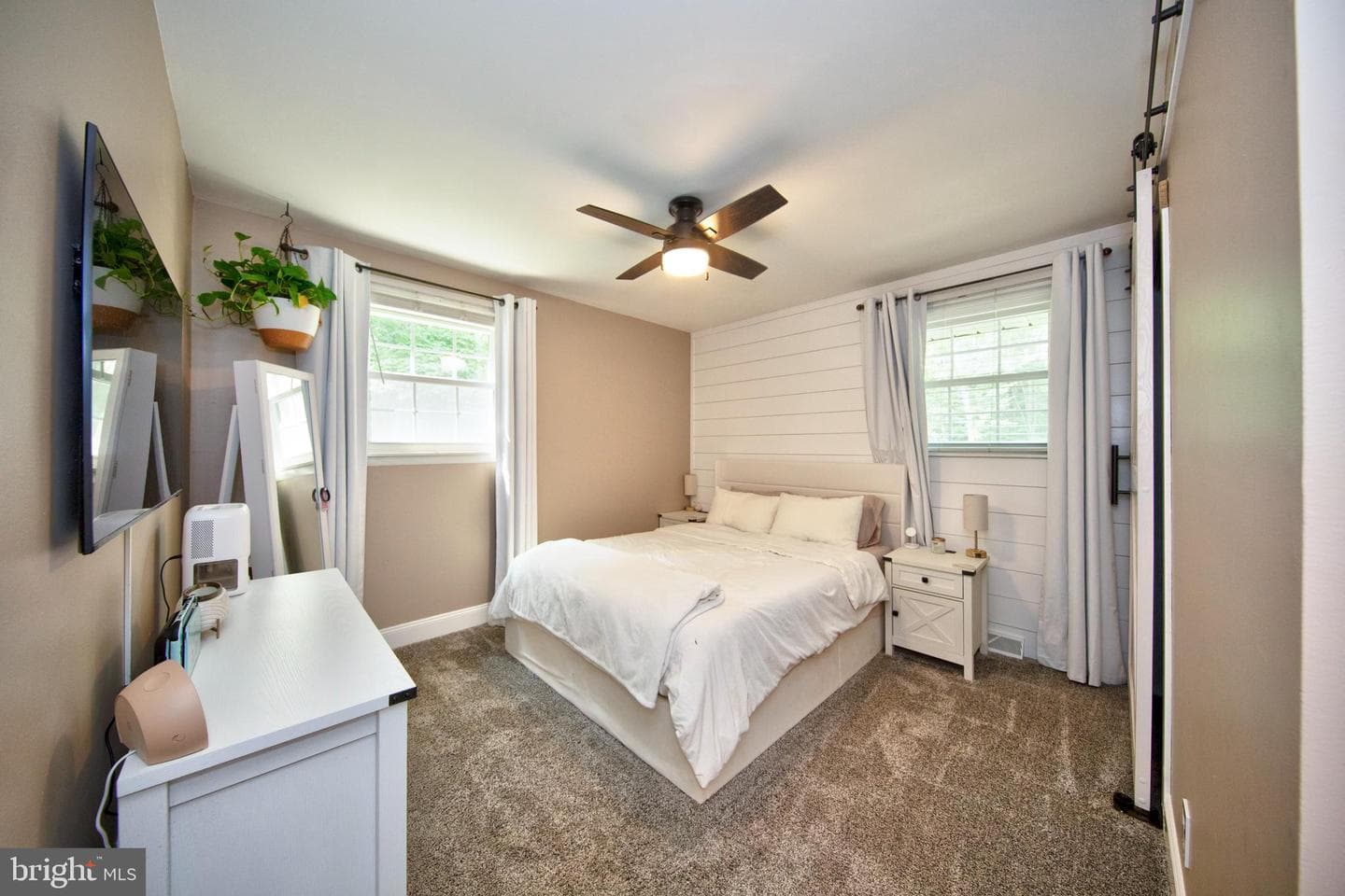 839 Red Toad Road photo 16