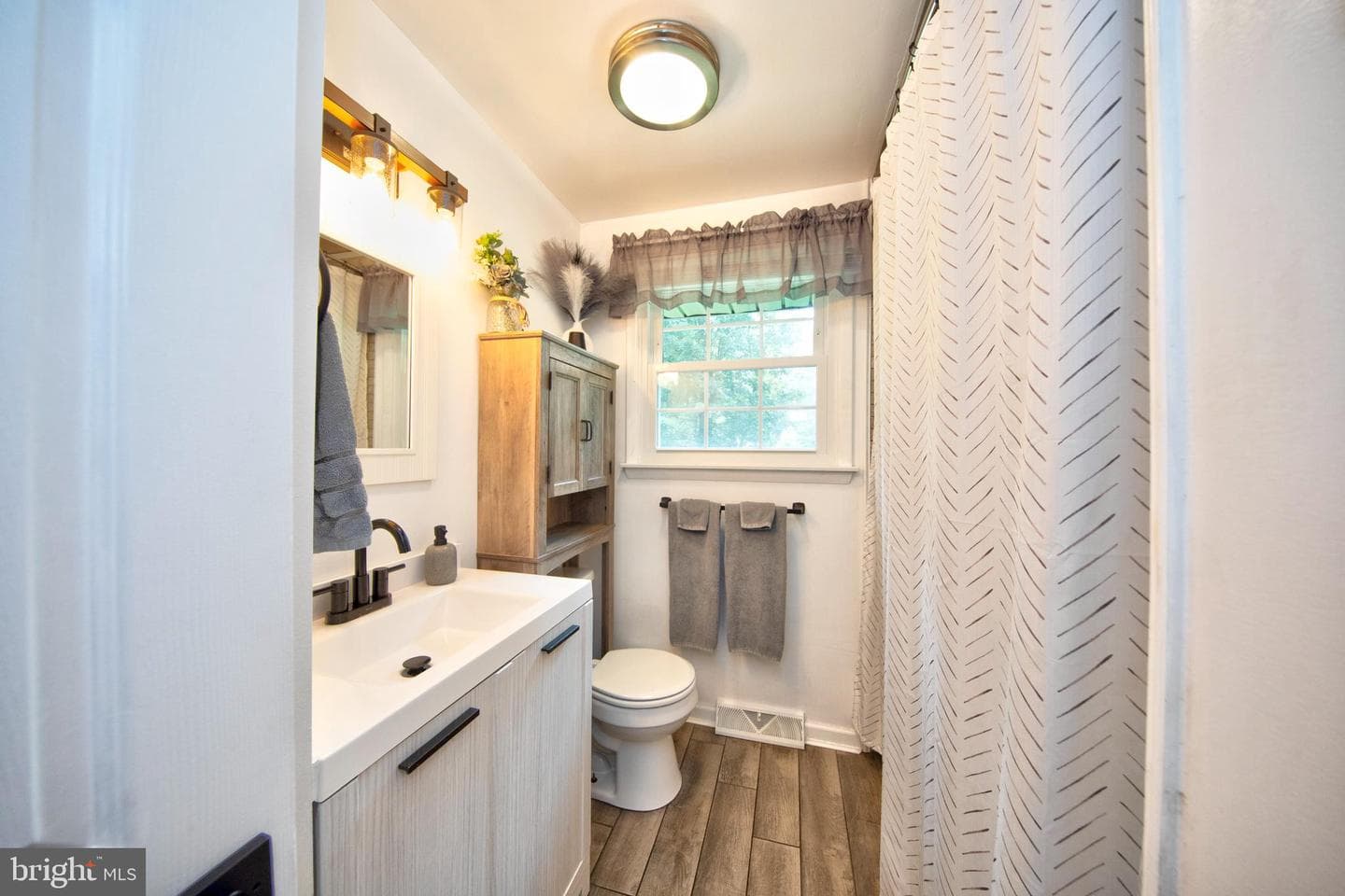 839 Red Toad Road photo 20