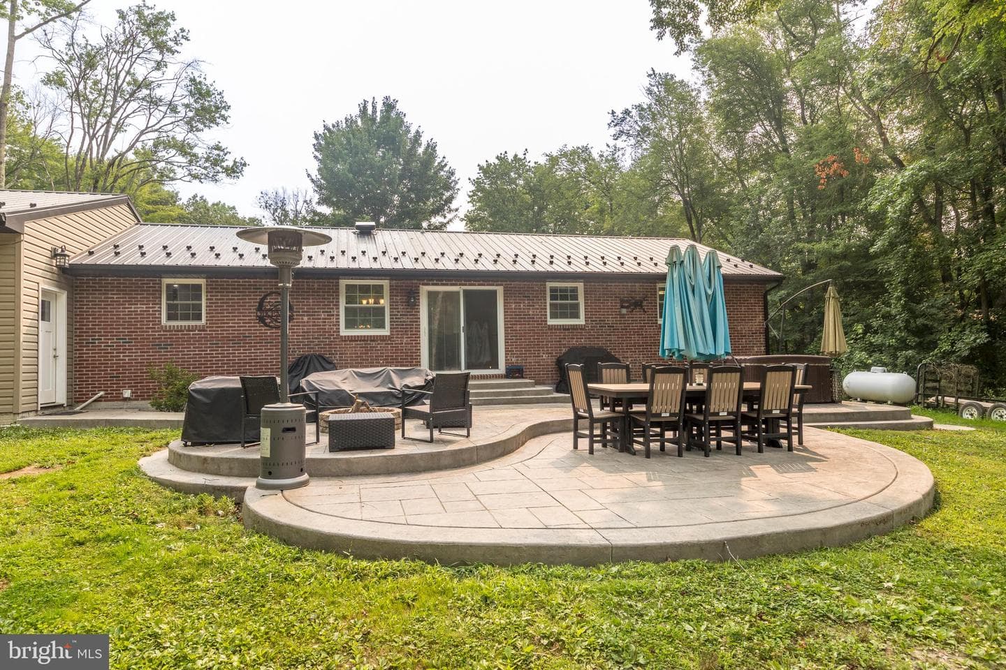 839 Red Toad Road photo 35