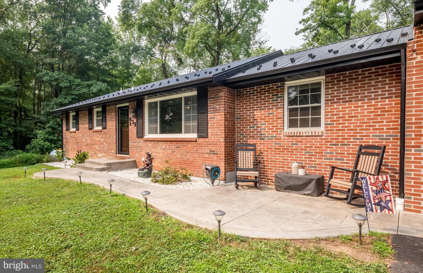 839 Red Toad Road photo 4