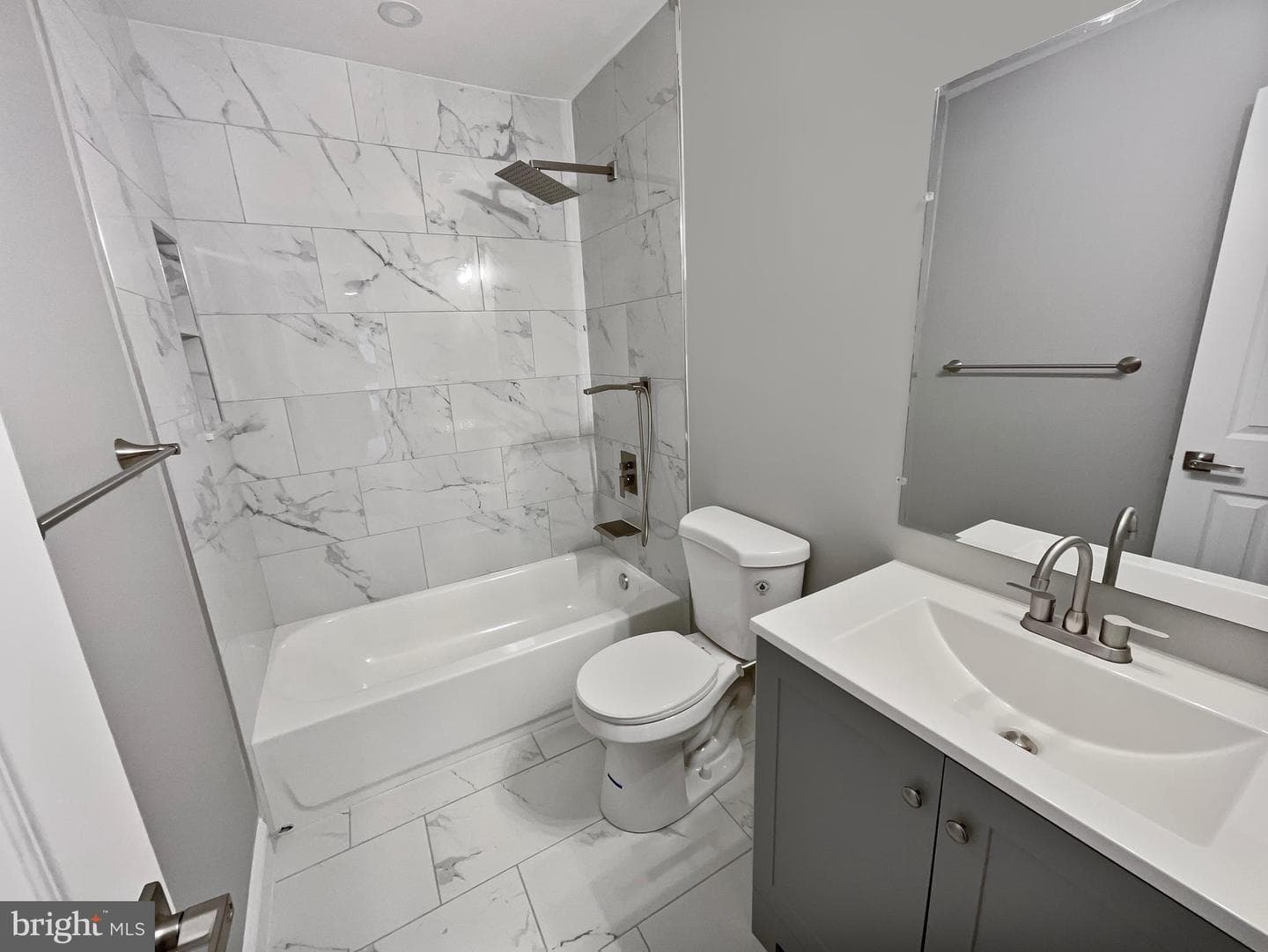 9380 Crystal Lane photo 11