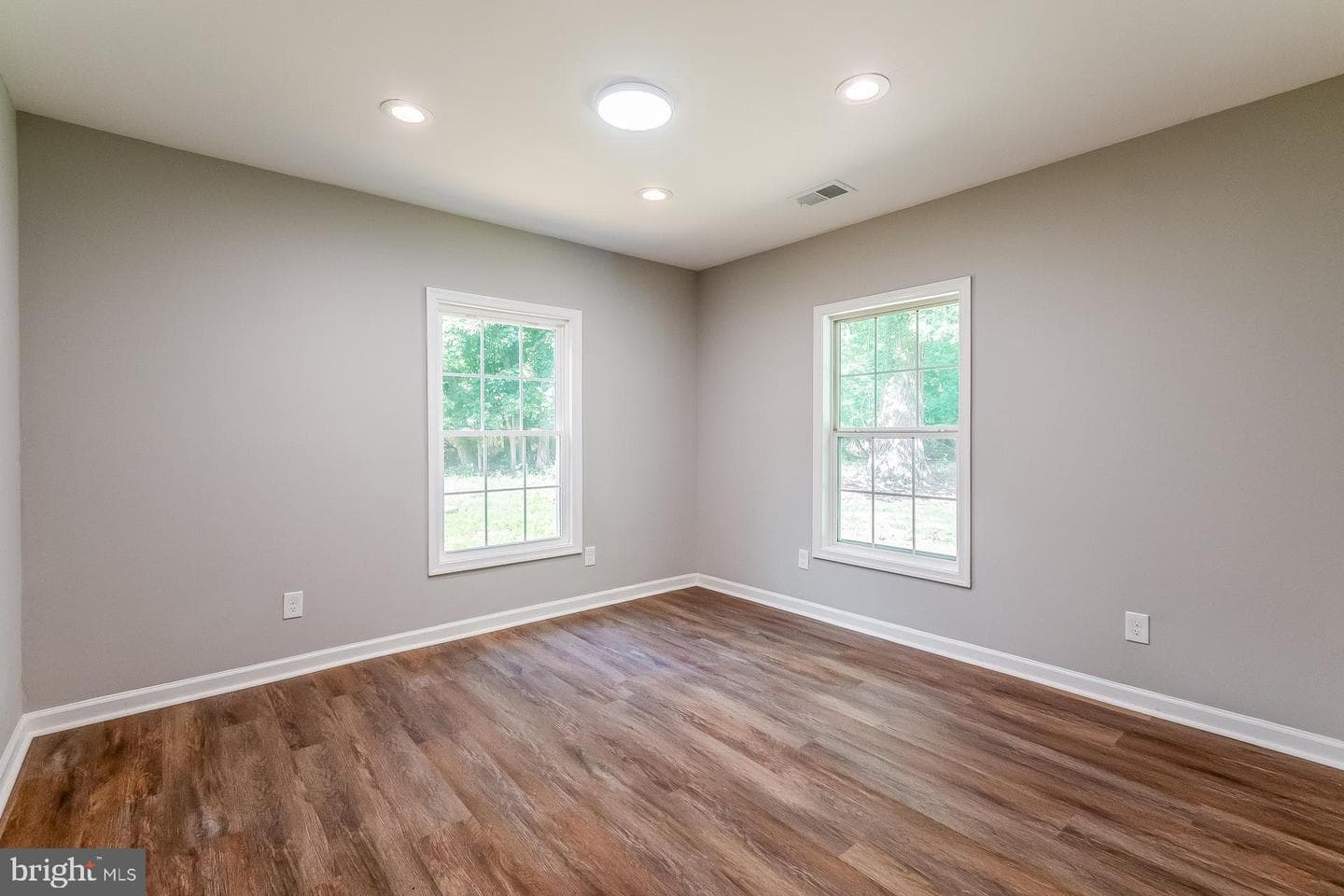 9380 Crystal Lane photo 14