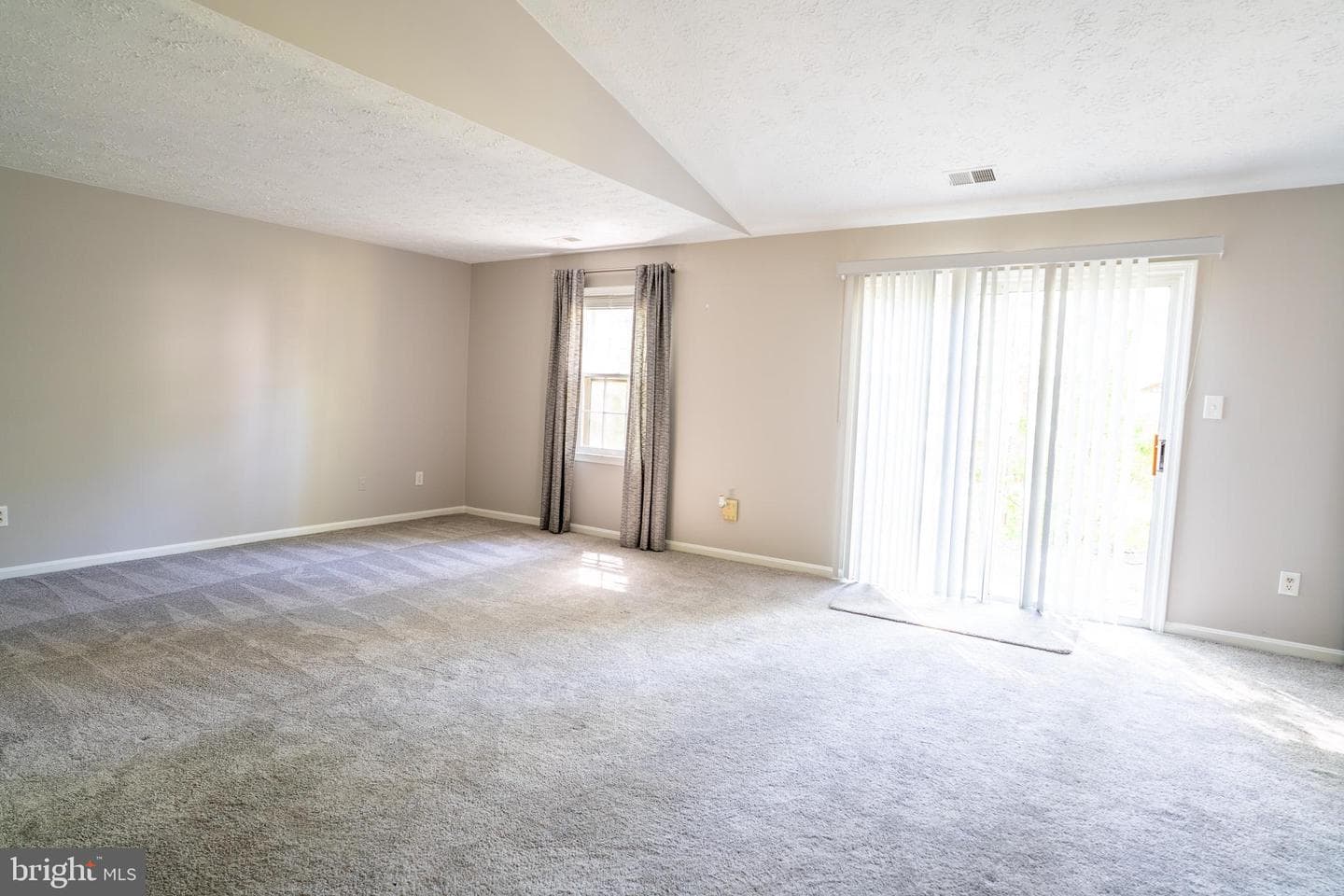 3539 Smokethorn Court photo 15