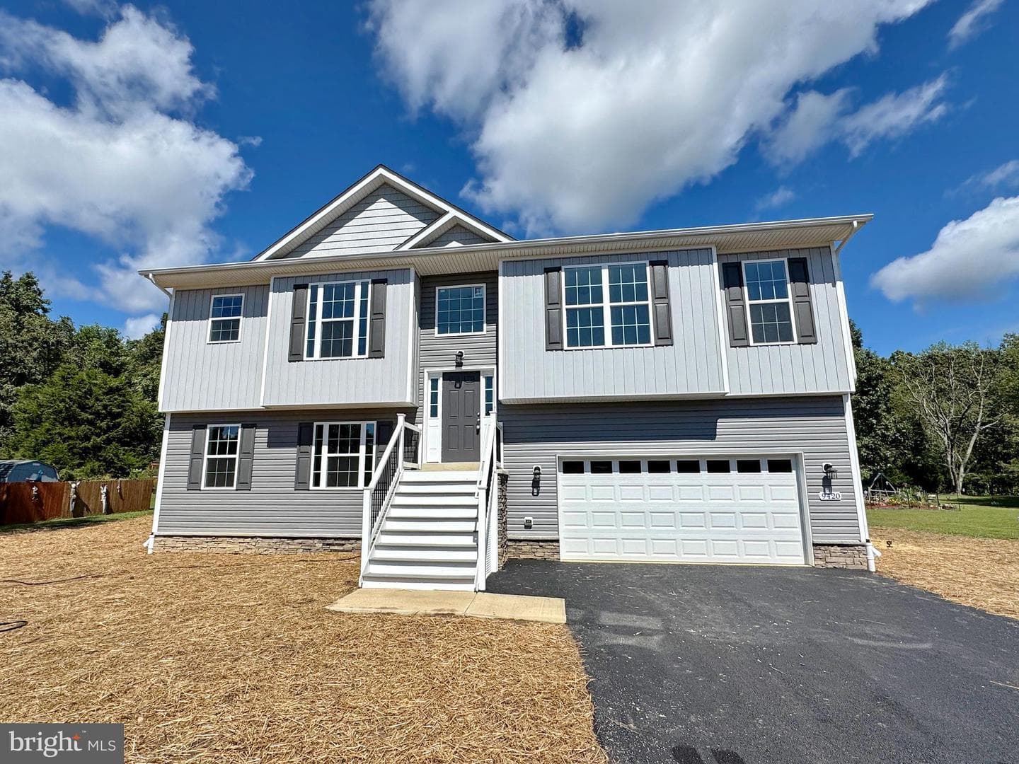 9420 Fendall Lane, Newburg
