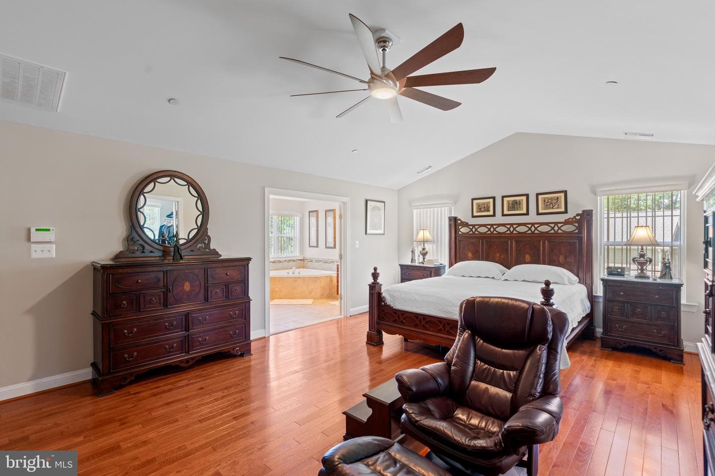 4479 Coachmans Path Court photo 24