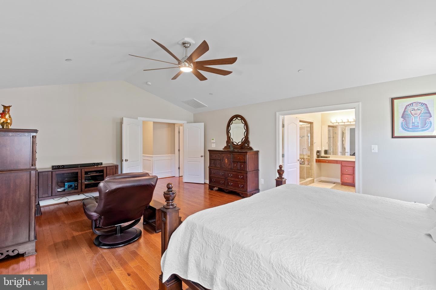4479 Coachmans Path Court photo 25