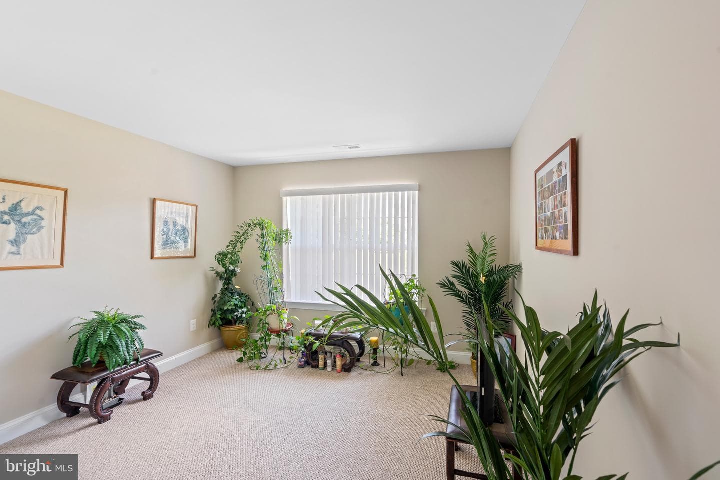 4479 Coachmans Path Court photo 32
