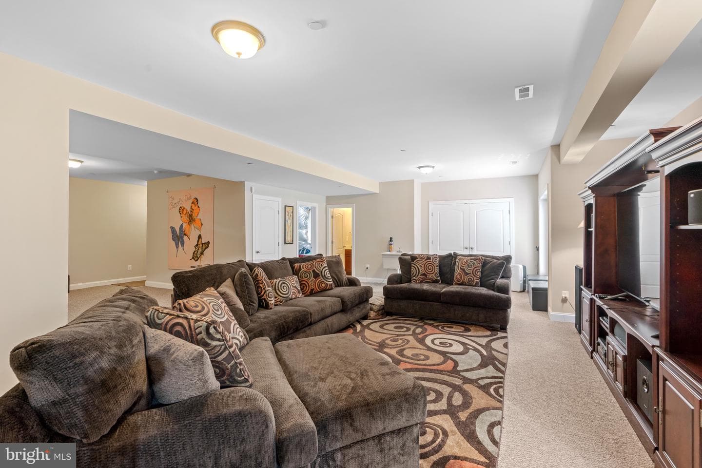 4479 Coachmans Path Court photo 43