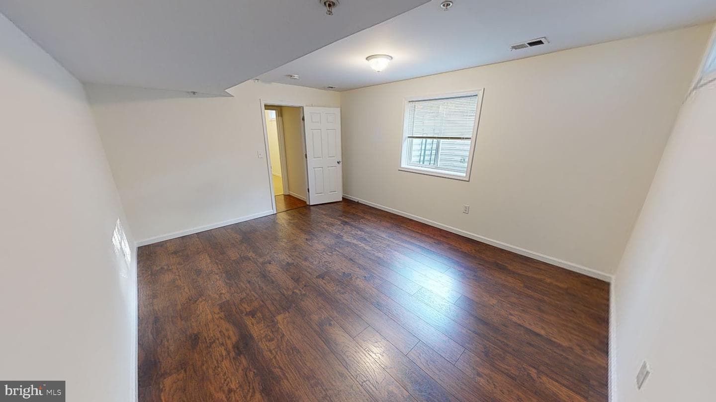 10750 Sourwood Avenue photo 58