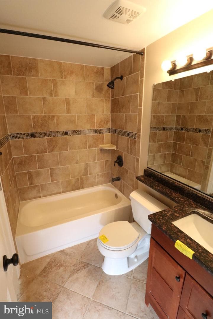 3729 Kempsford Field Place photo 12