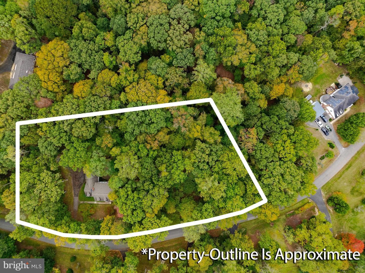 9275 Crescent Lane, La Plata