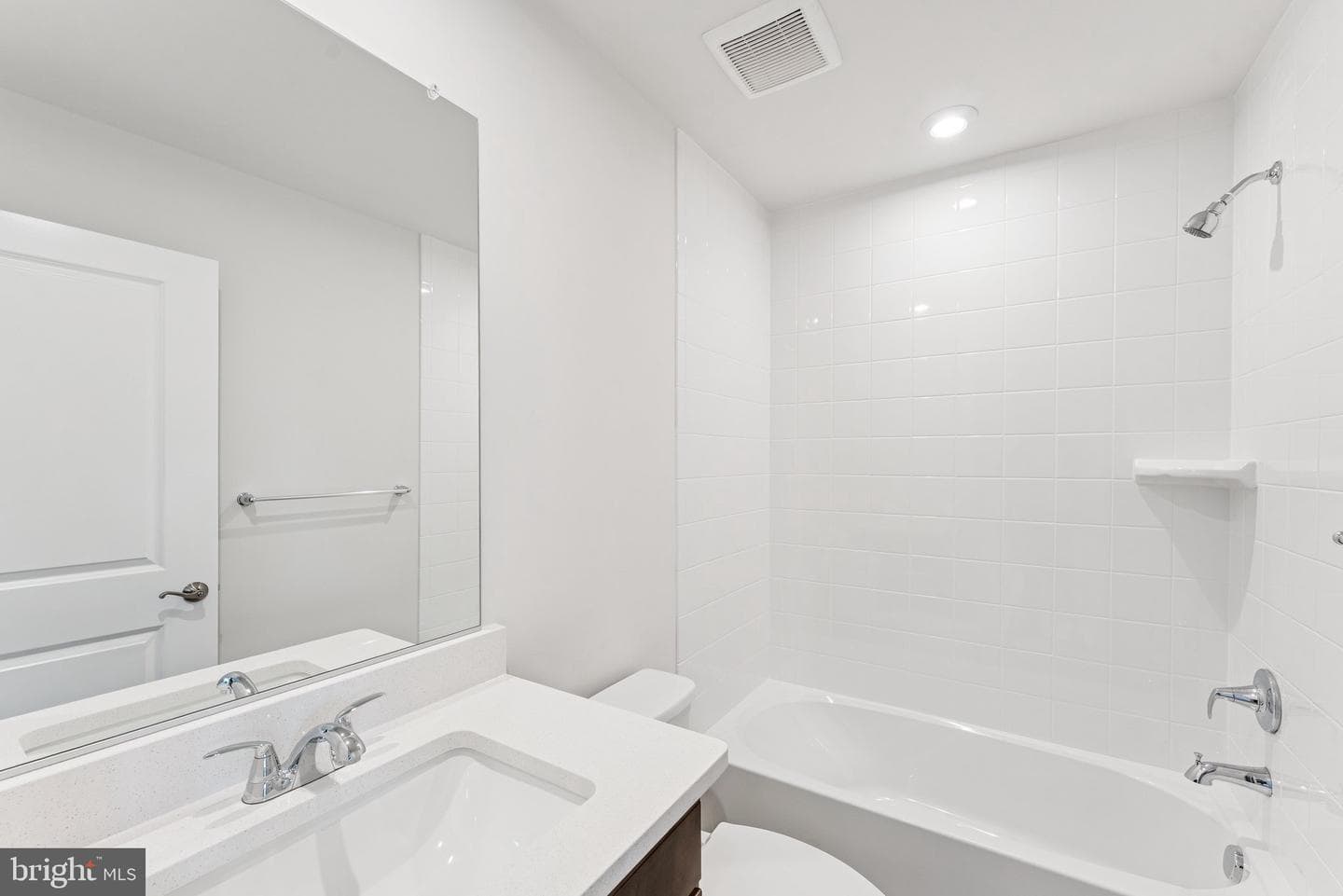 6838 Matthews Road photo 5