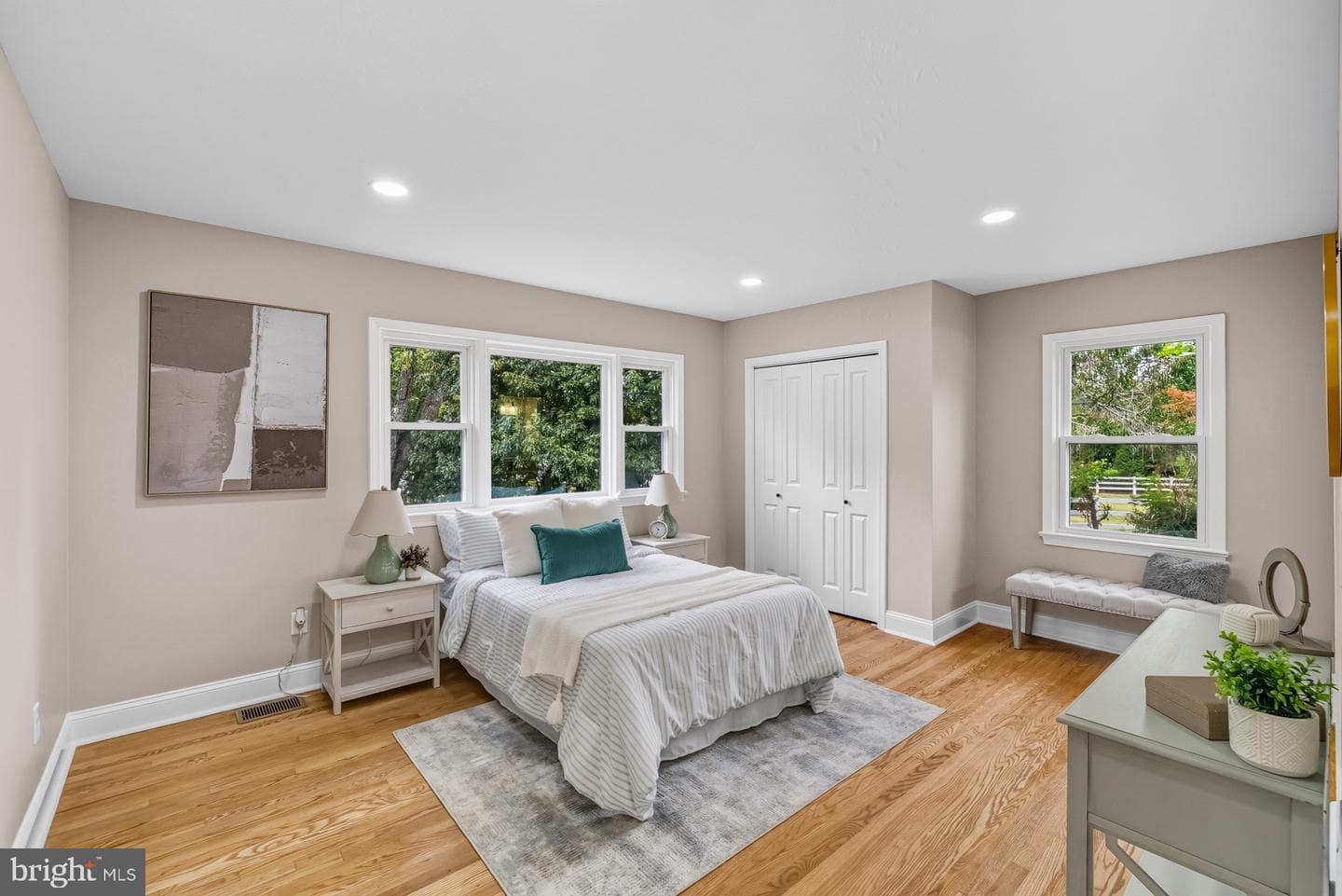 310 Spruce Street photo 18