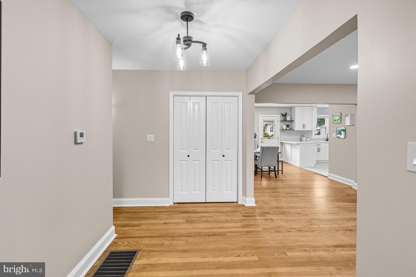 310 Spruce Street photo 3