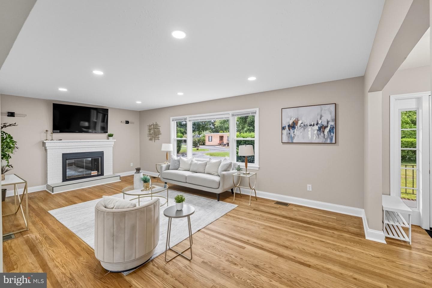 310 Spruce Street photo 4