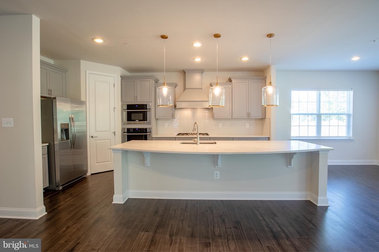4550 Shakespeare Circle photo 33