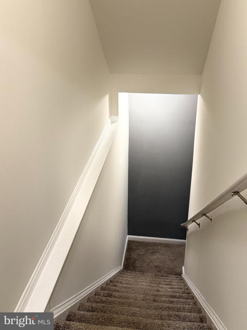 5584 Musselburgh Lane photo 12