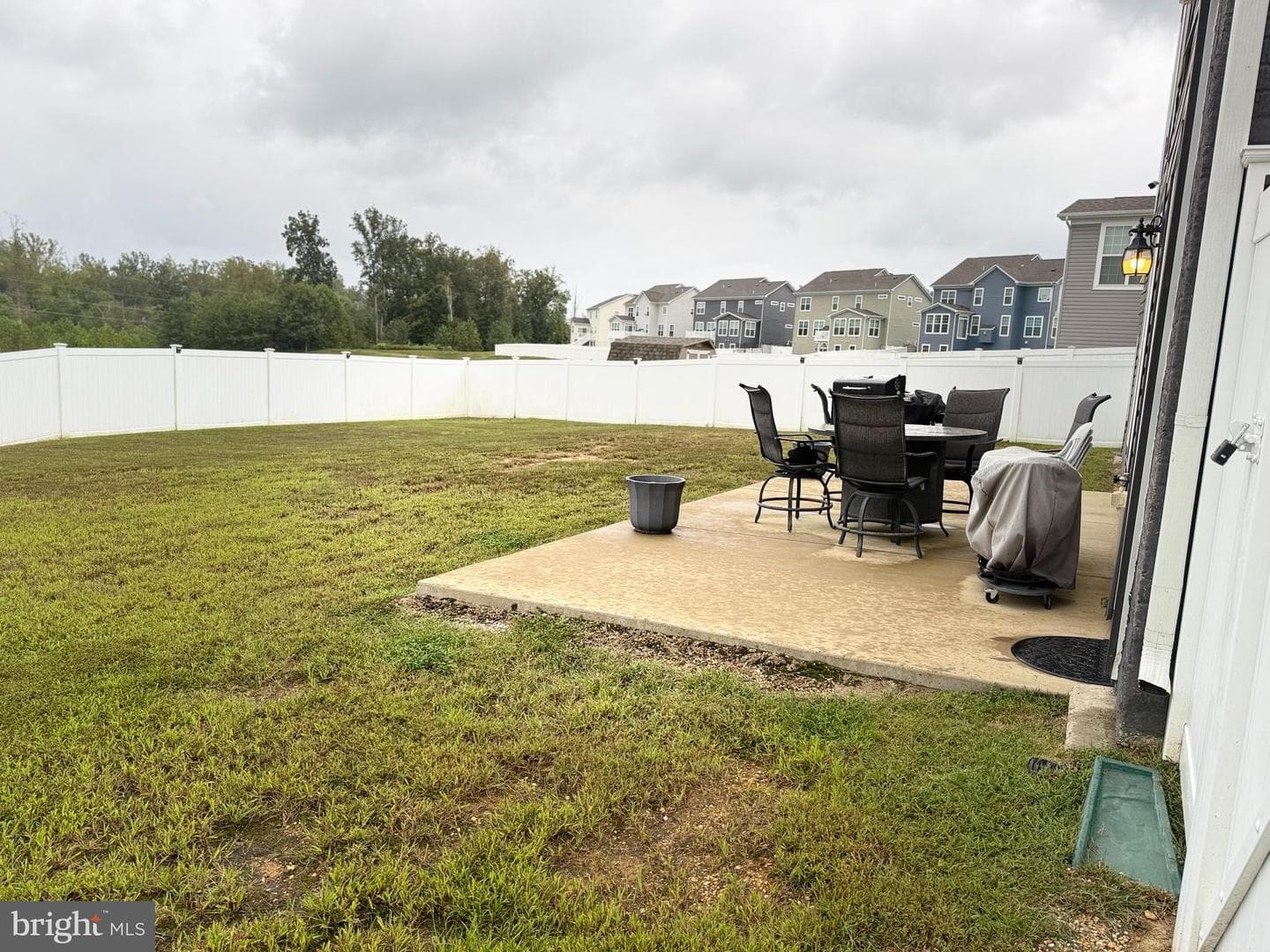 5584 Musselburgh Lane photo 32