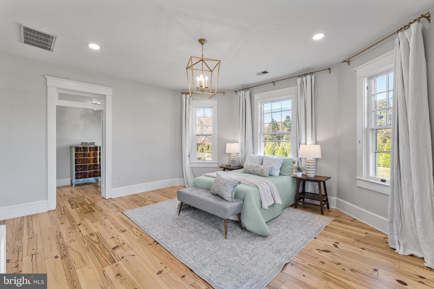 505 Washington Avenue photo 51
