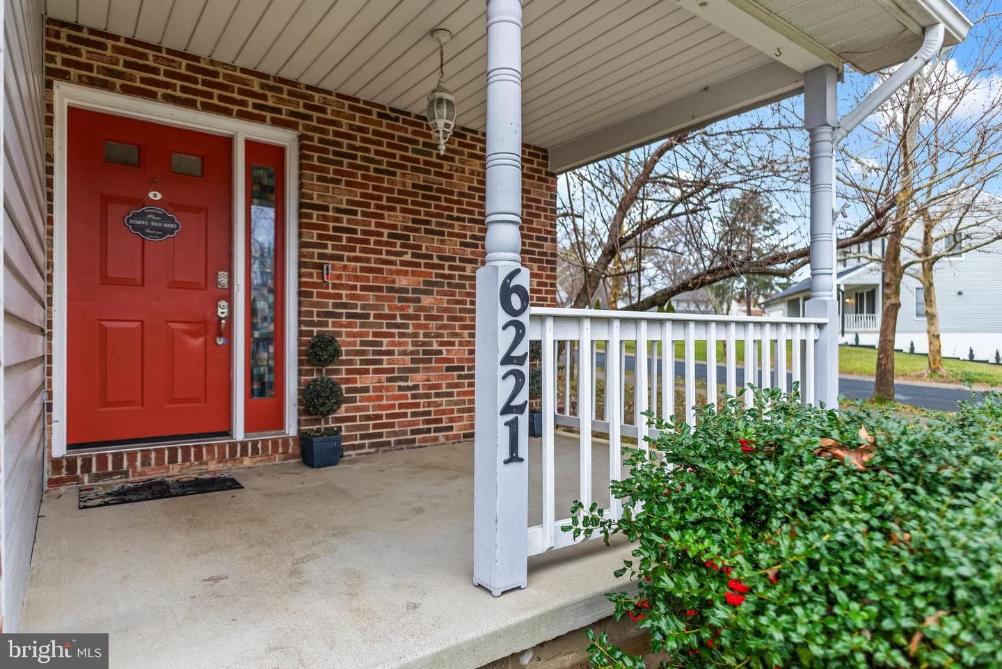 6221 Polar Bear Court photo 4