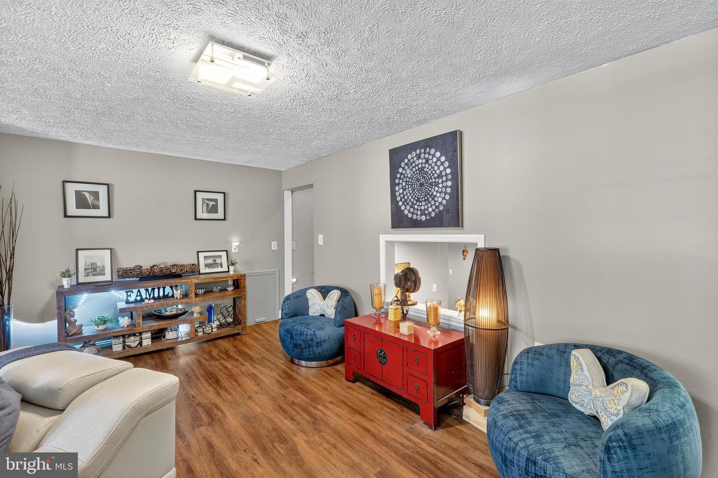 2103 Gibbons Court photo 12