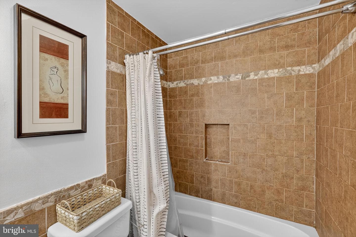 2103 Gibbons Court photo 20