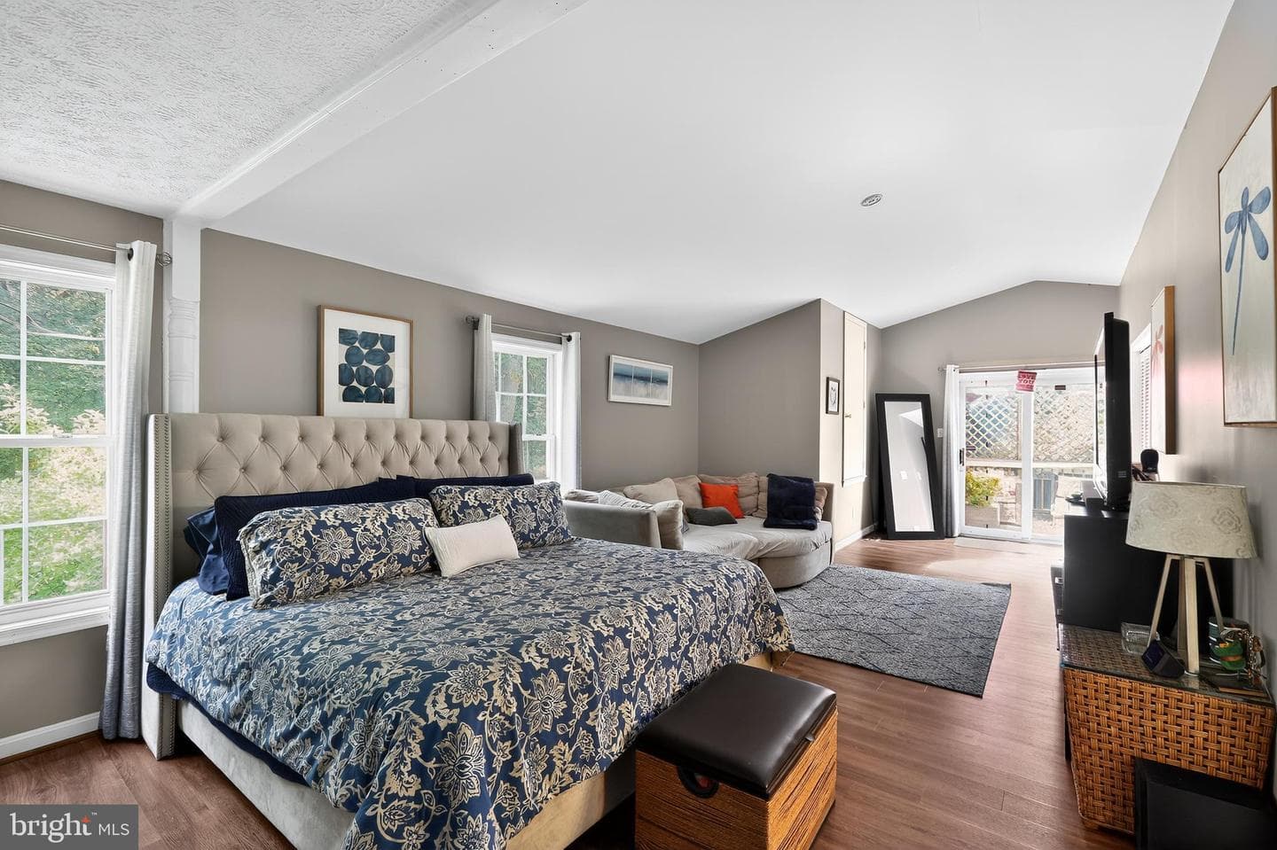 2103 Gibbons Court photo 24
