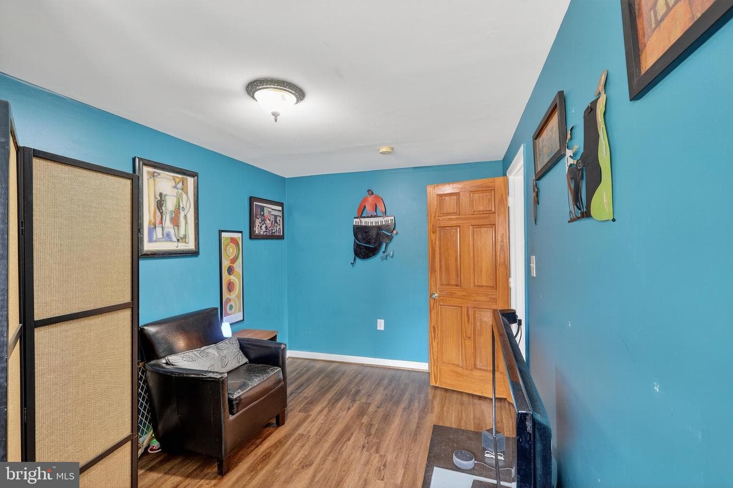 2103 Gibbons Court photo 28