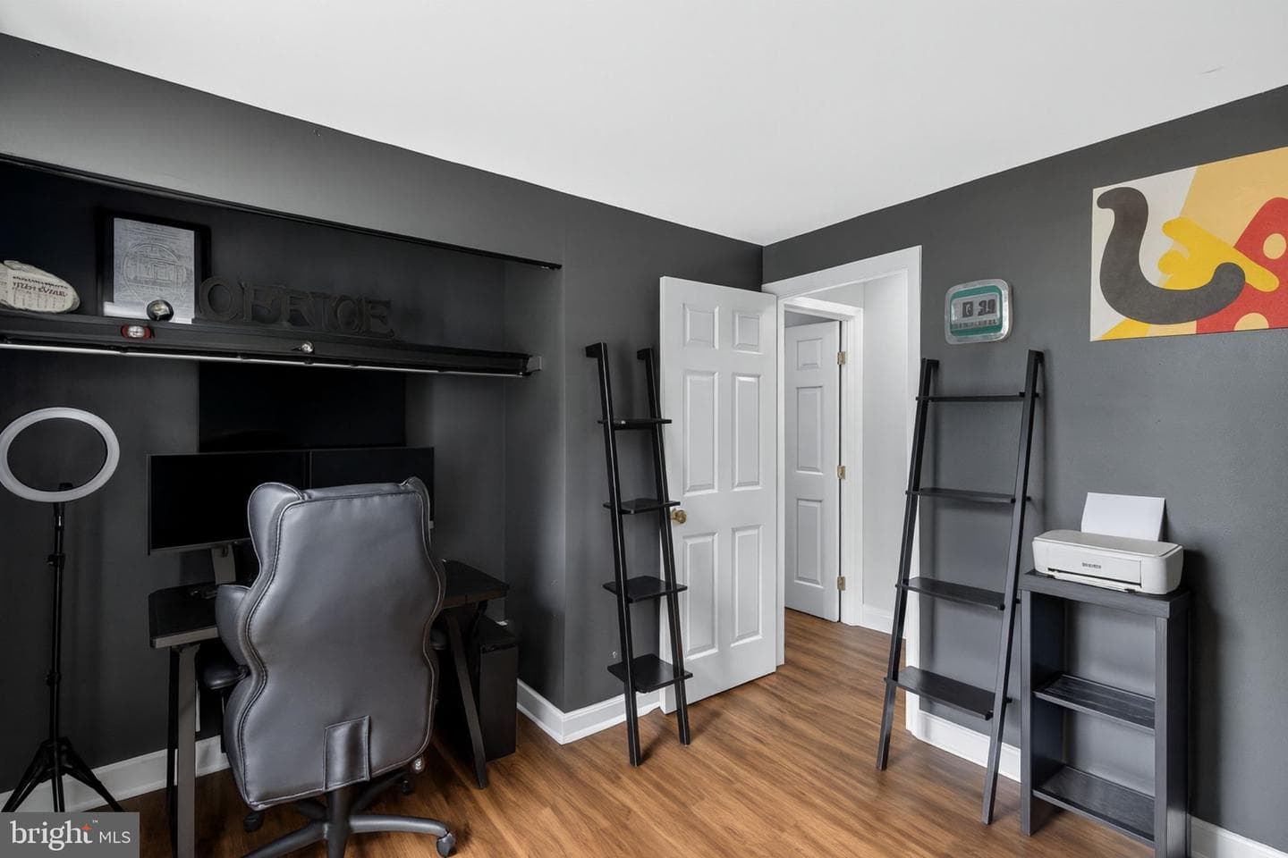 2103 Gibbons Court photo 30