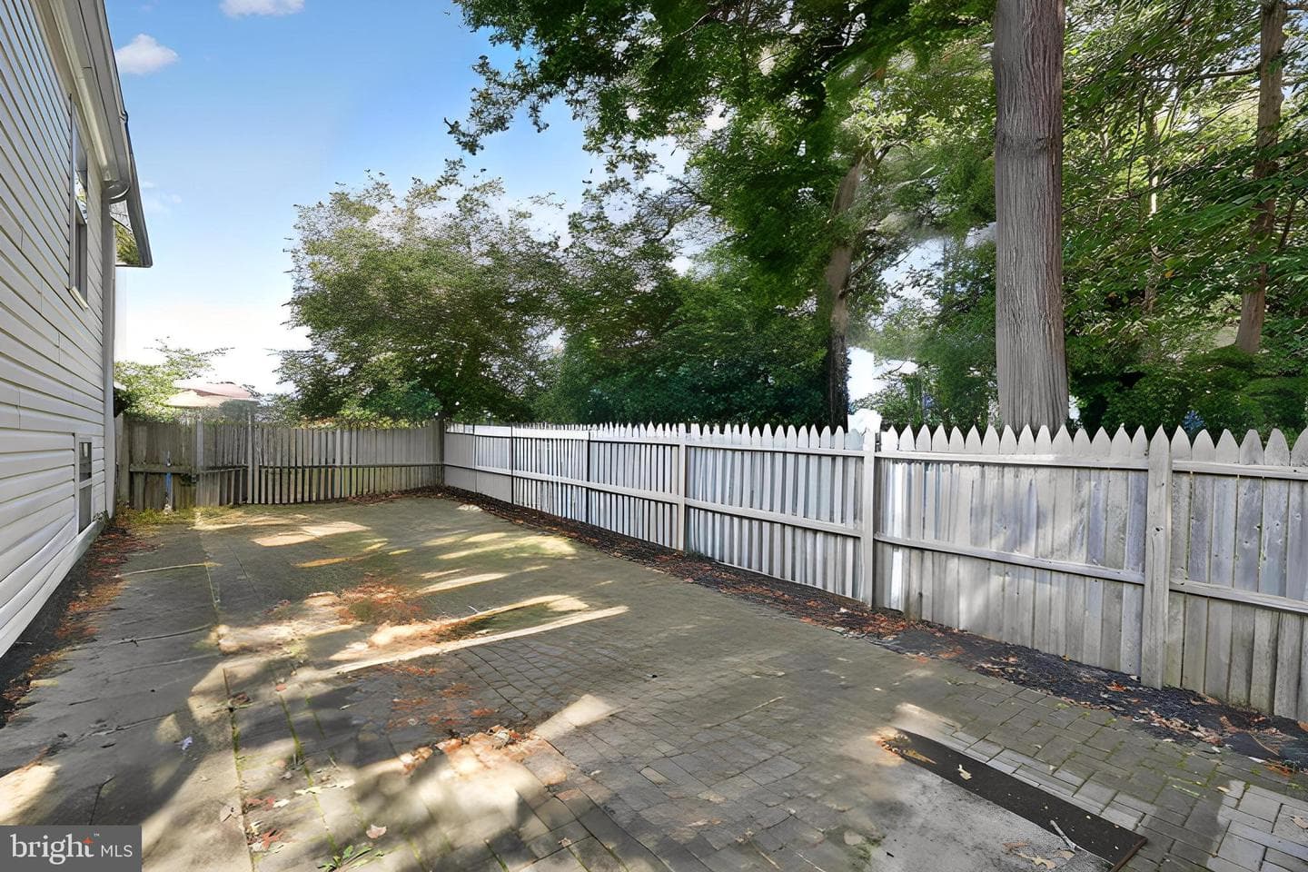 2103 Gibbons Court photo 42