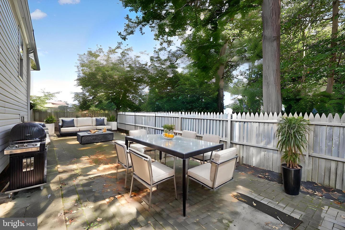 2103 Gibbons Court photo 43