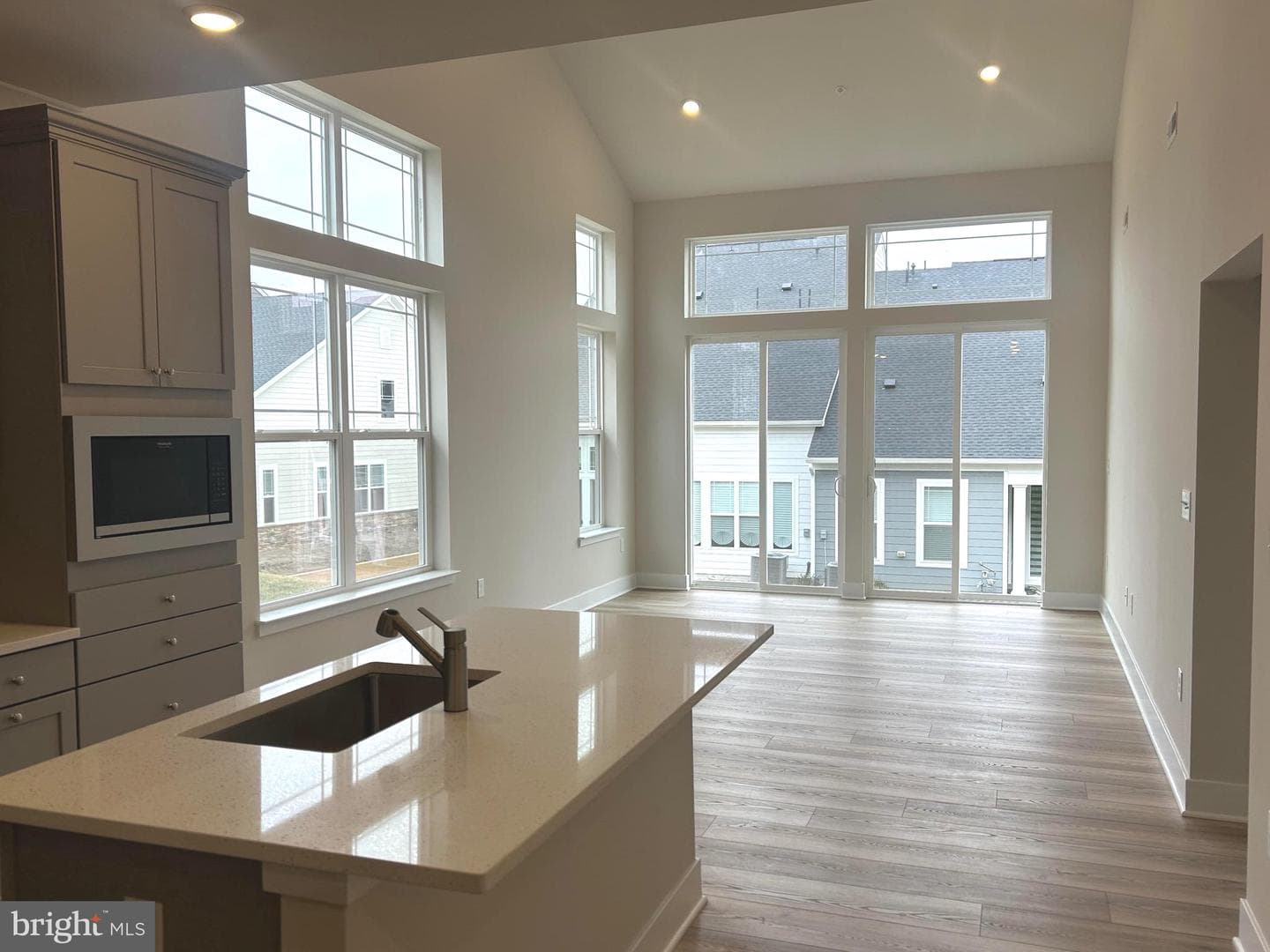 10618 Great Basin Pl photo 3
