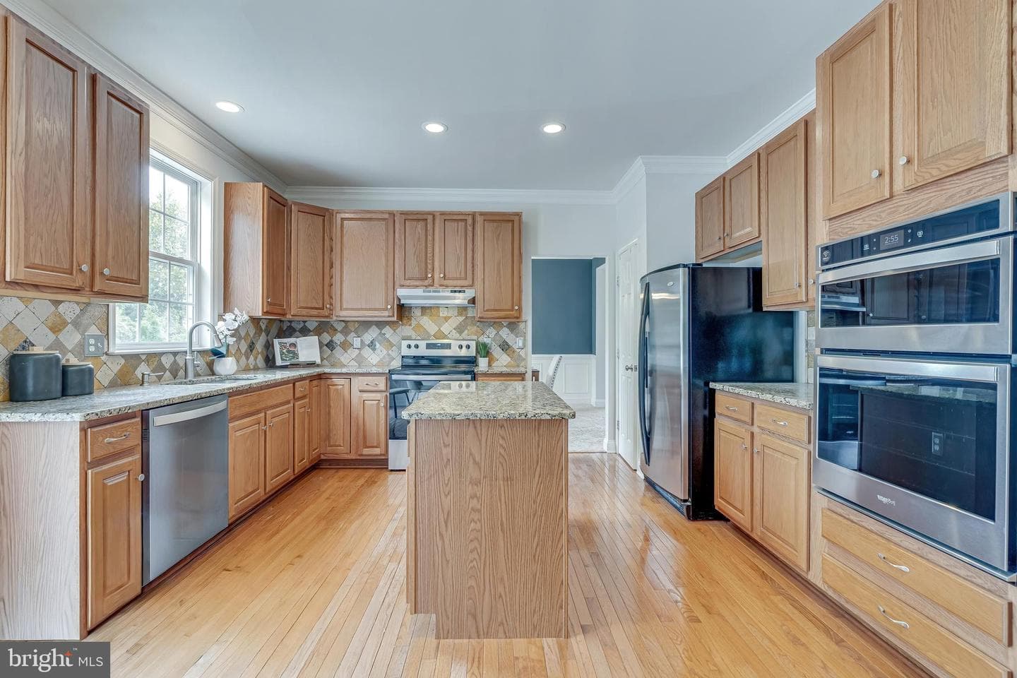 3023 Wildflower Drive photo 12