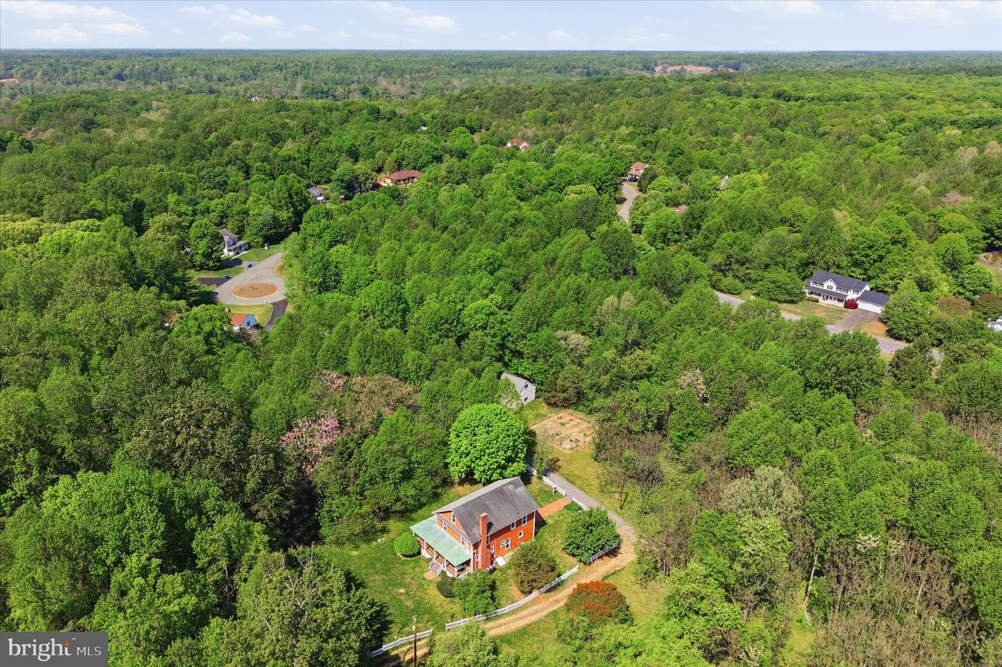 19 Walnut Hill Road photo 59