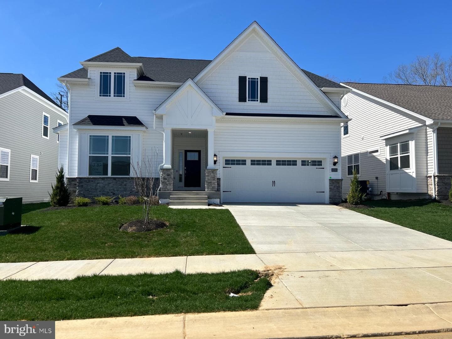 10095 Shenandoah Lane, White Plains