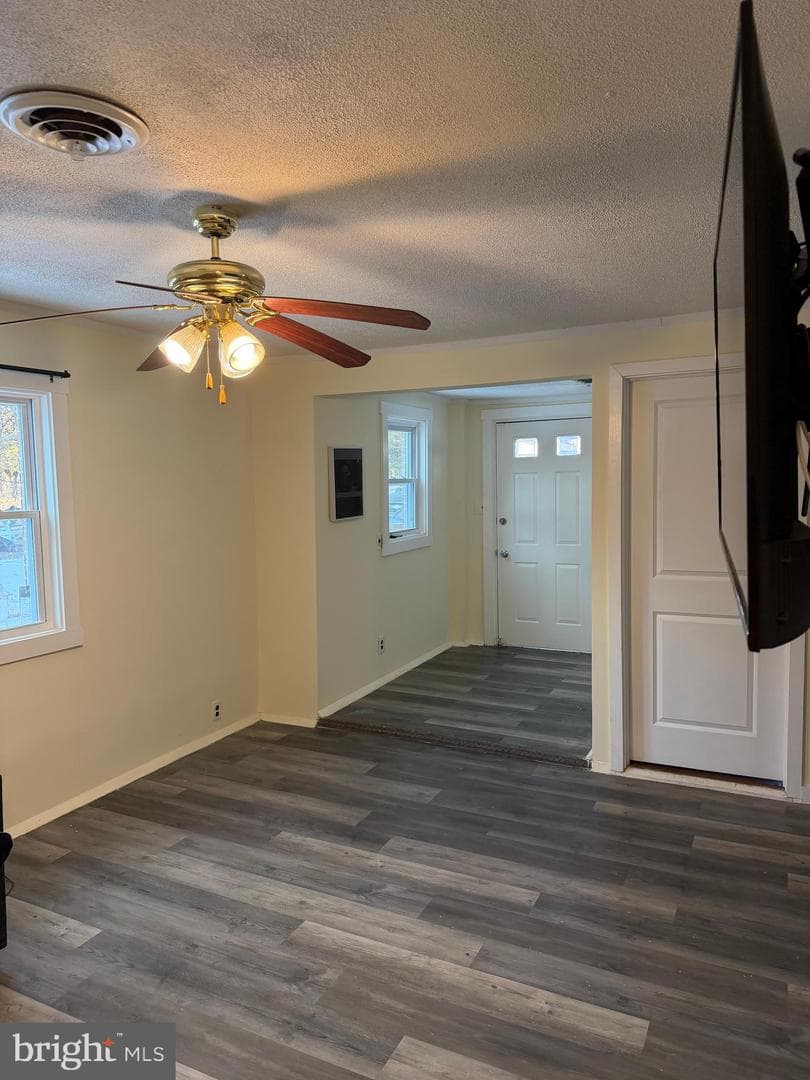 2555 Marshall Hall Road photo 11