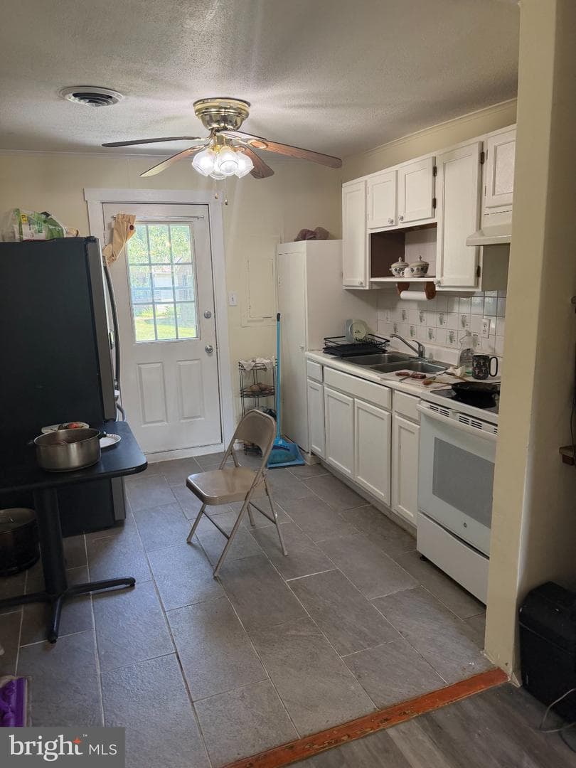 2555 Marshall Hall Road photo 15
