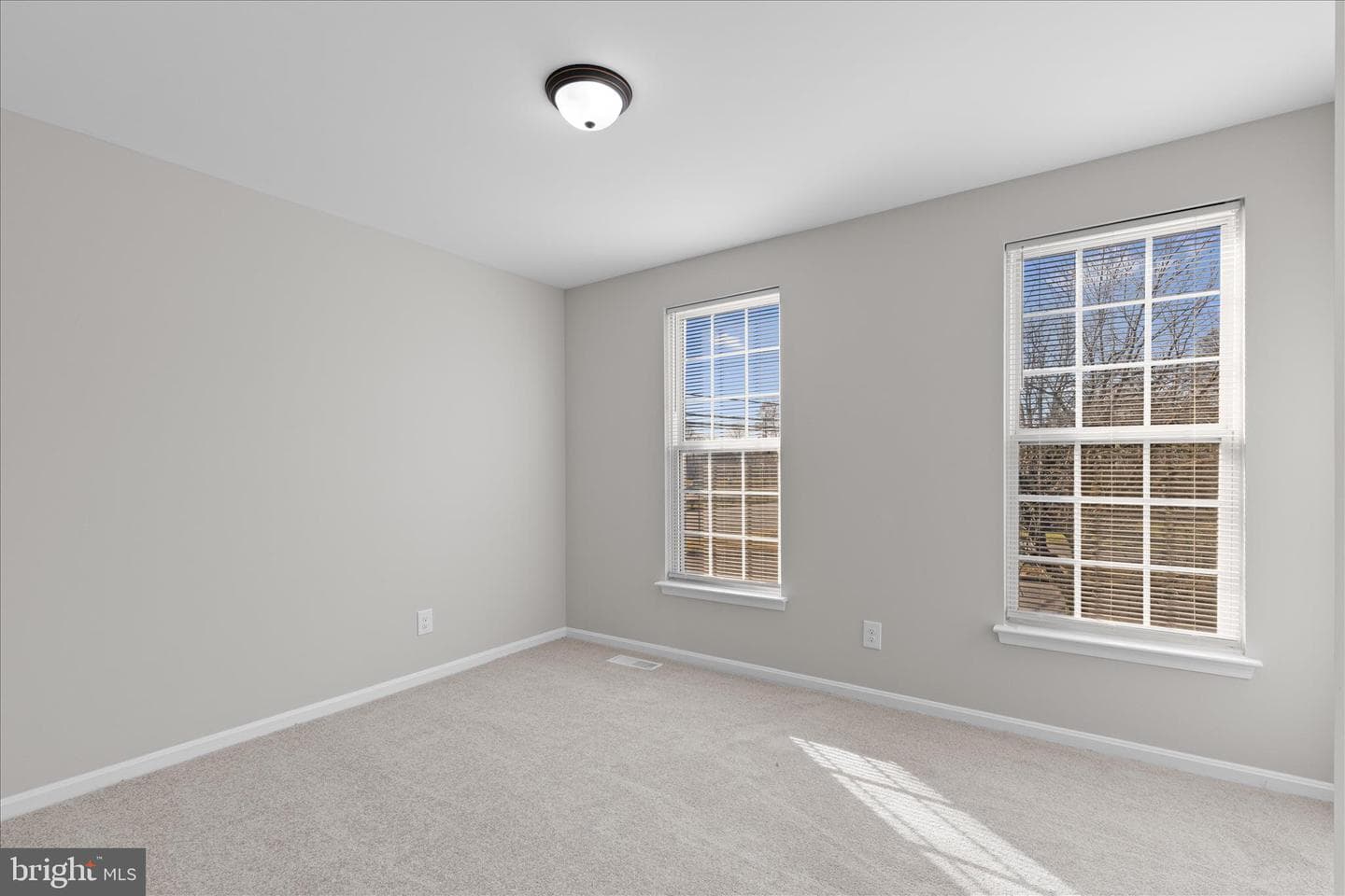 2300 Community Drive photo 24