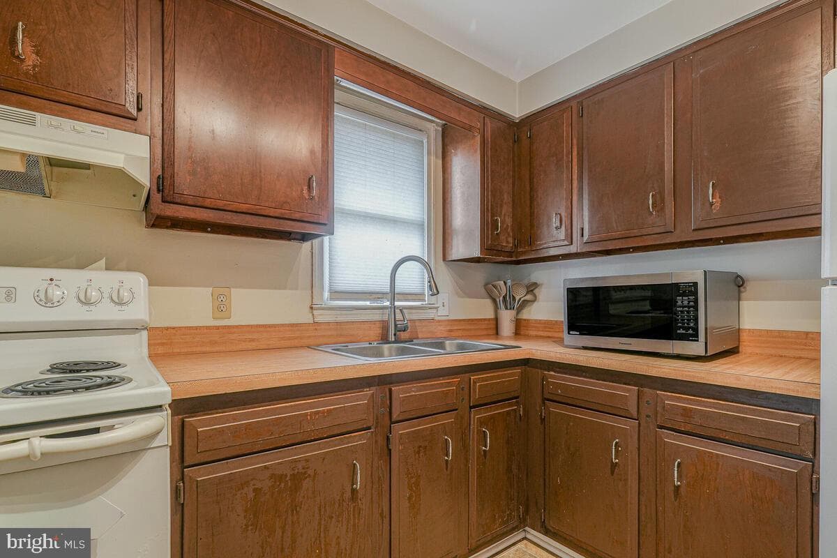 7266 Strawberry Place photo 15
