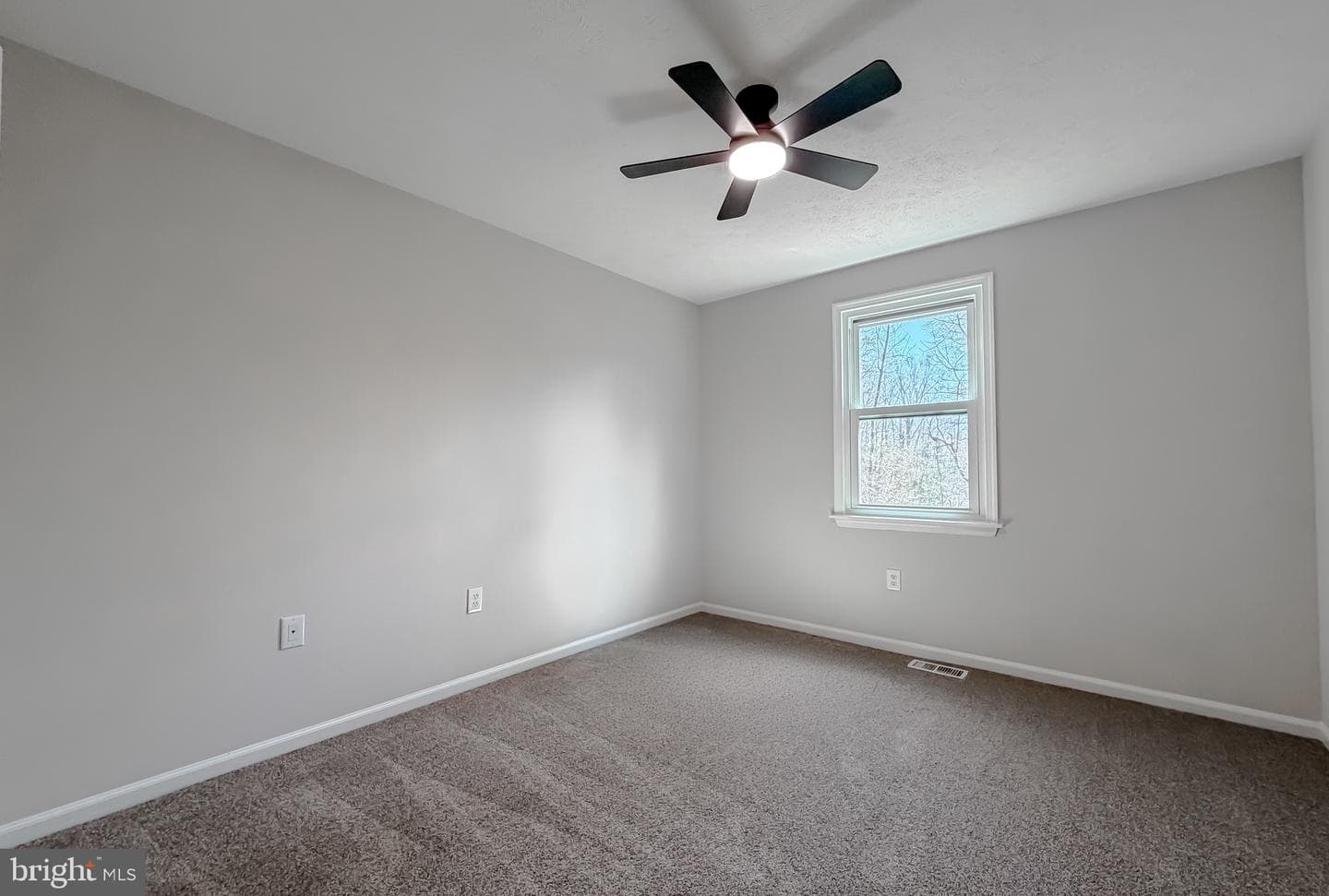 2482 Quadrille Court photo 37