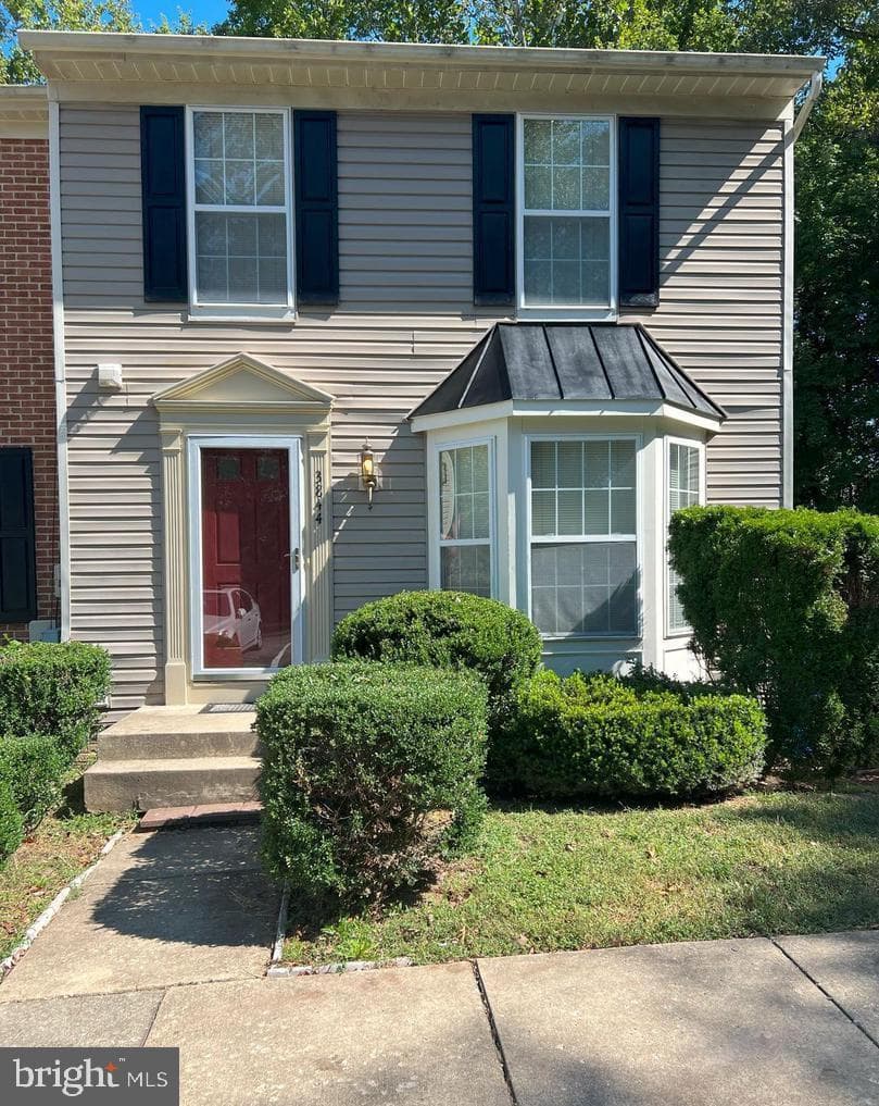 3844 Lakewood Place photo 2